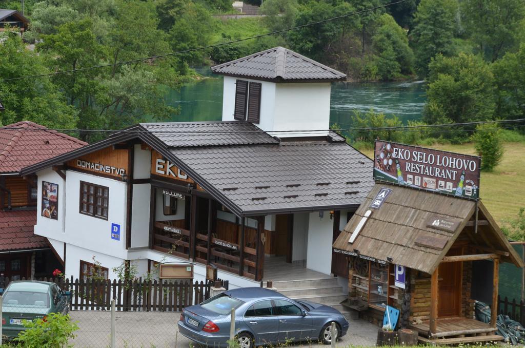 Rooms And Apartments Neron Bihac Lohovo Exterior photo