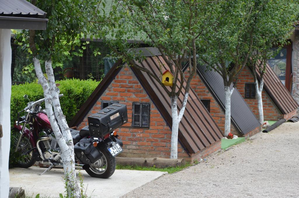 Rooms And Apartments Neron Bihac Lohovo Exterior photo