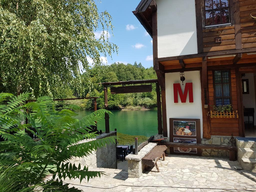Rooms And Apartments Neron Bihac Lohovo Exterior photo